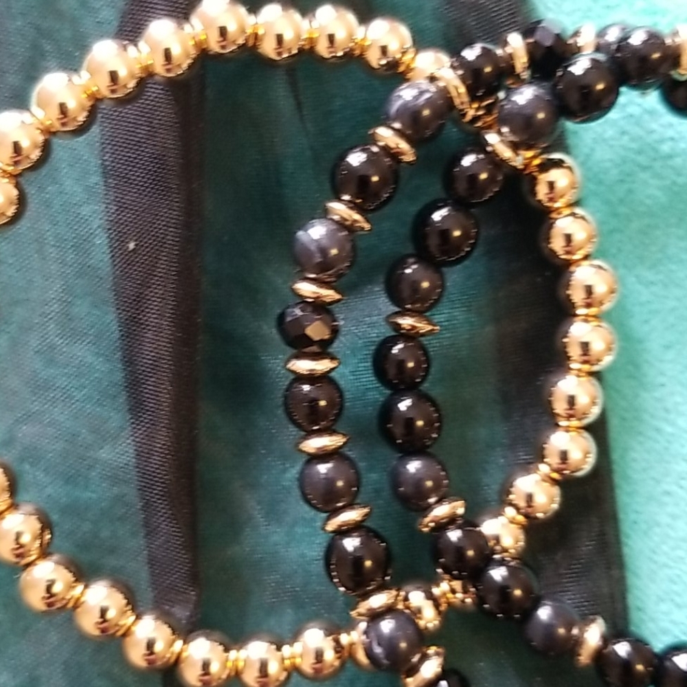 ONYX Semiprecious Beads Stretch Bracelets - Picture 5 of 6